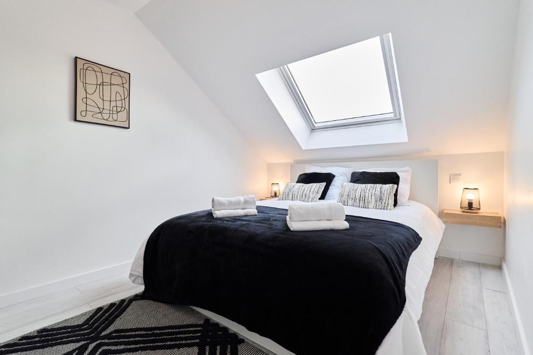 Photo of Others in Hincmar