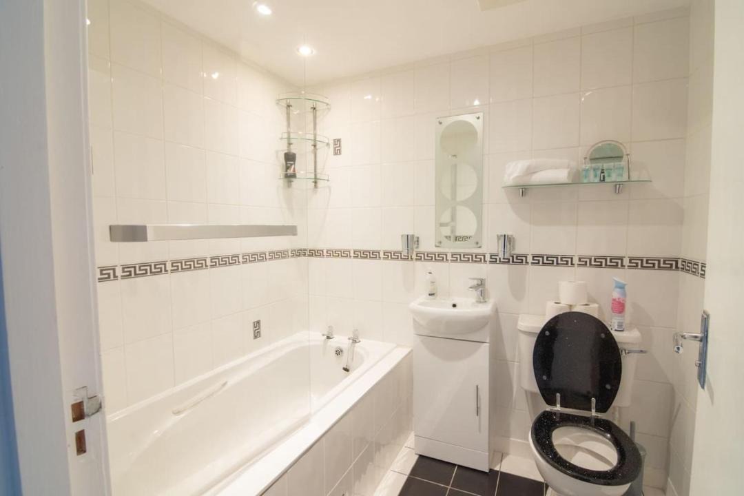 Photo of Bathroom in Renfrew