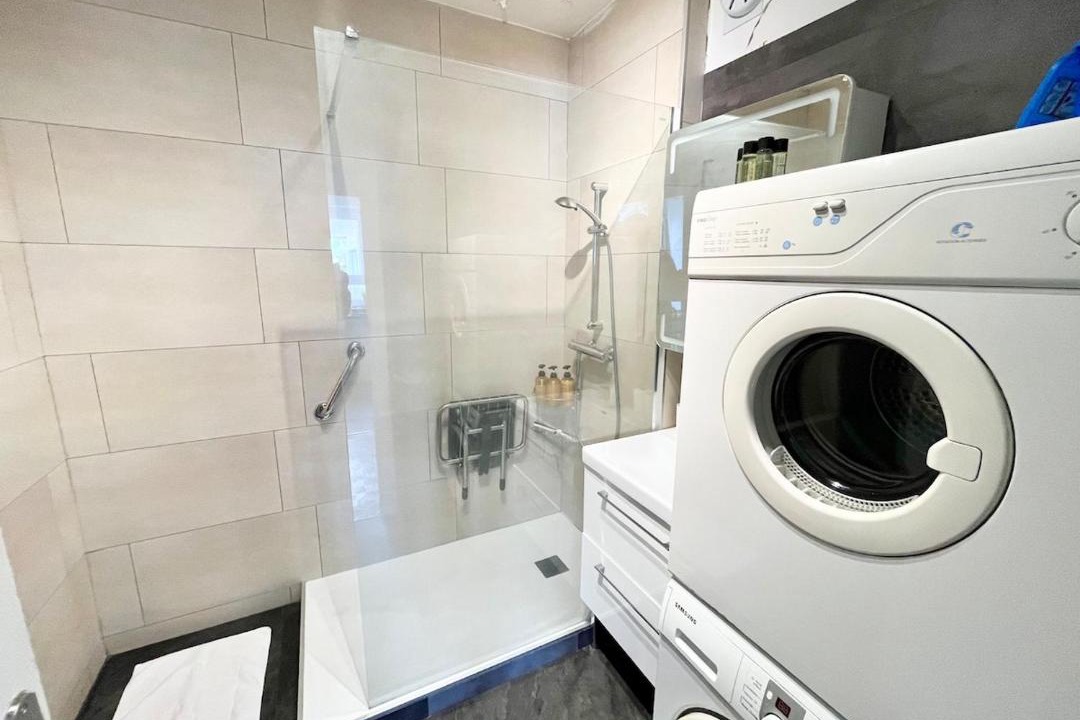 Photo of Bathroom in Parchamp–Albert Kahn