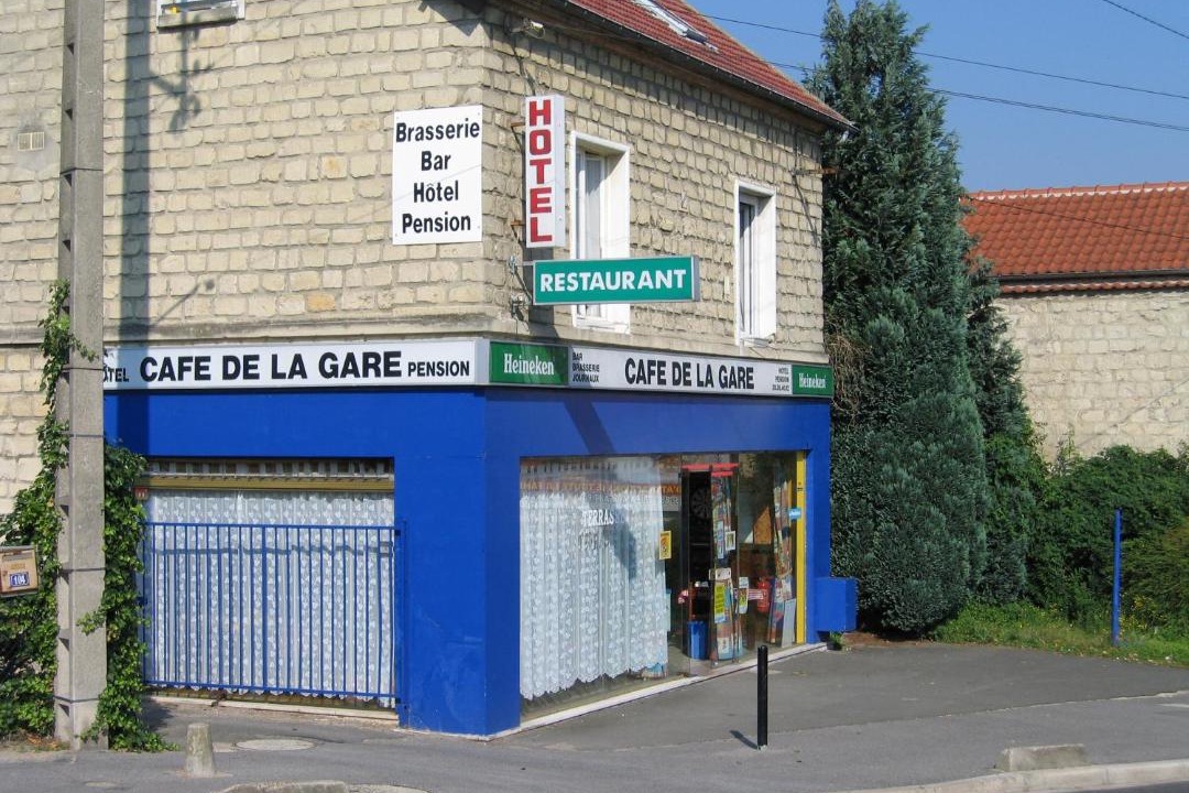 Photo of Buildings in Mery-sur-Oise