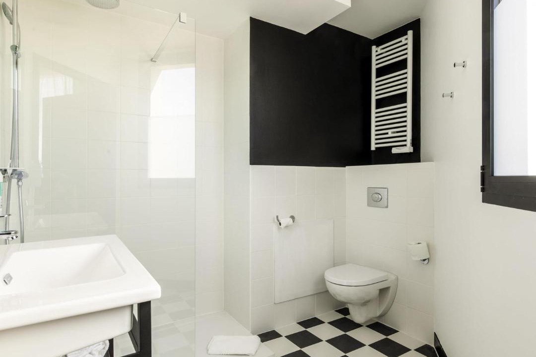 Photo of Bathroom in Le Mans