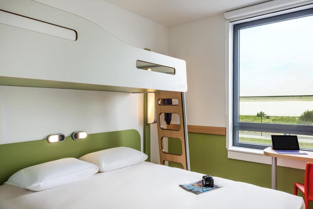 Photo of Bedroom in Orly