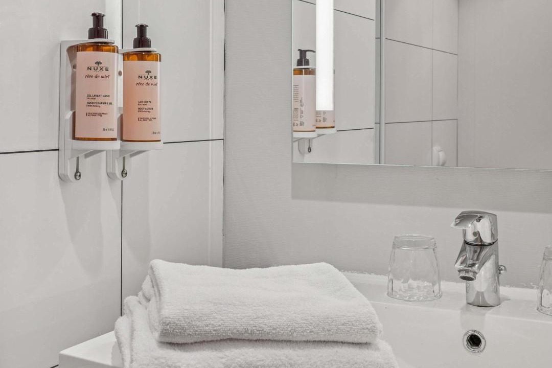 Photo of Bathroom in Montrouge