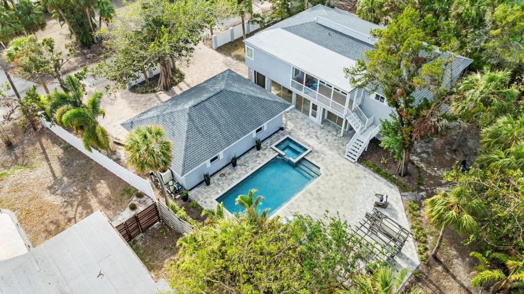 Photo of Others in Bay Isle