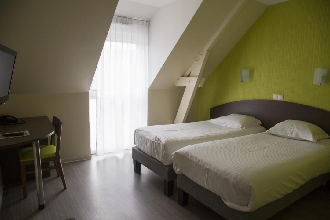 Photo of Bedroom in Pontorson