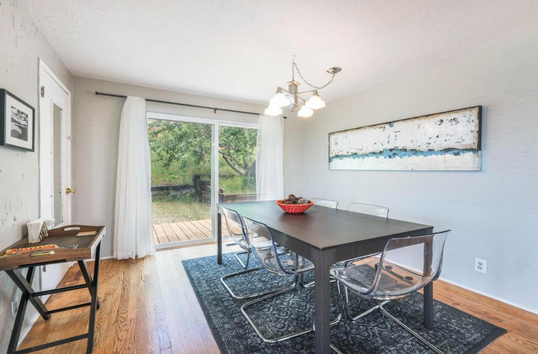 Photo of Others in Lyle