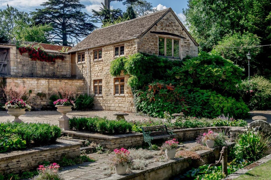 Photo of Others in Dursley