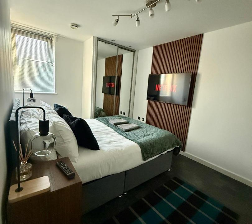 Photo of Others in Poplar