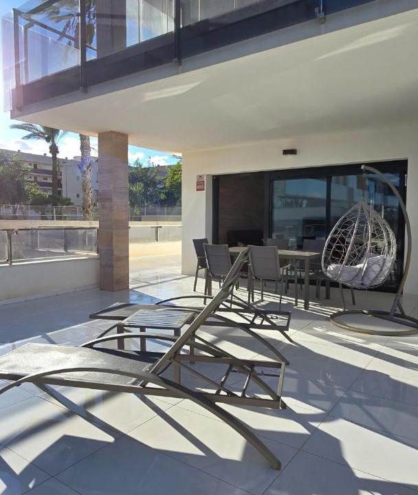 Photo of Patio Balcony in Mil Palmeras