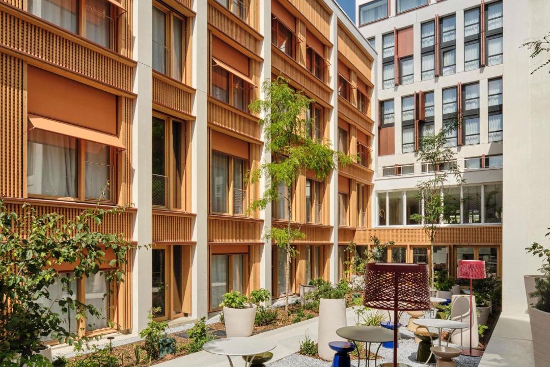 Photo of Others in Pantin