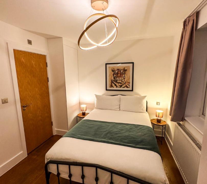 Photo of Others in Peninsula