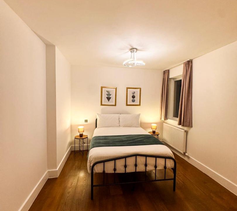 Photo of Others in Peninsula