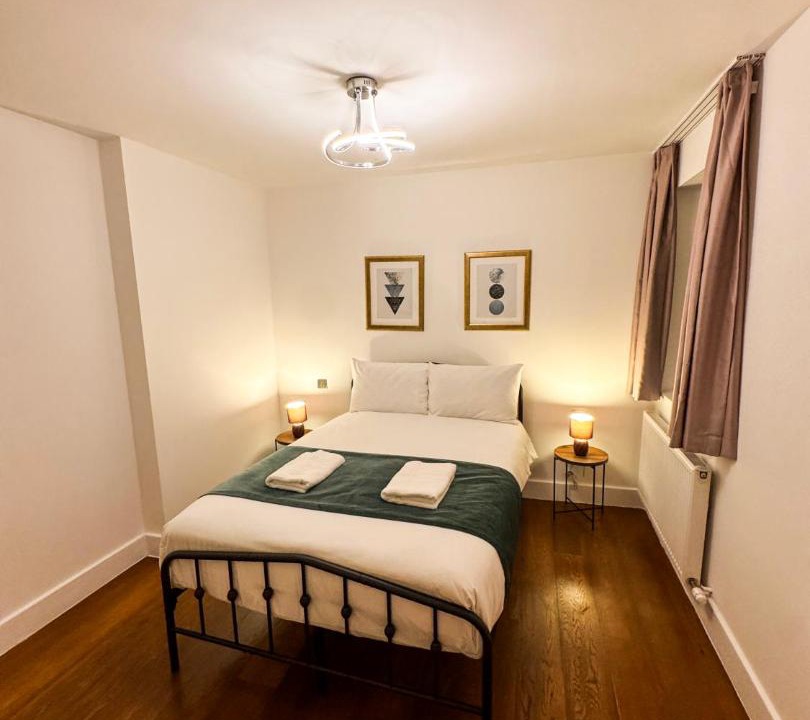 Photo of Others in Peninsula