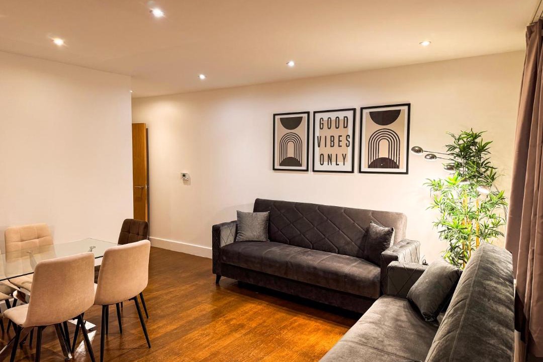 Photo of Others in Peninsula