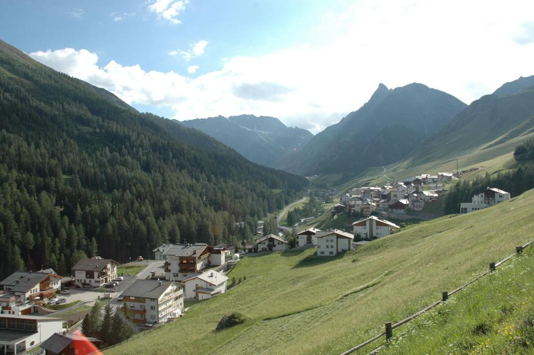 Photo of Others in Ravaisch