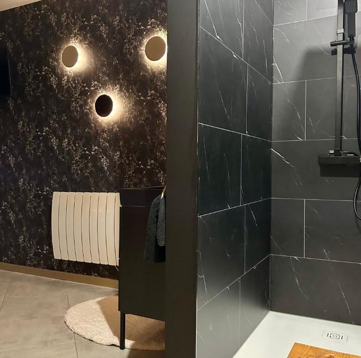 Photo of Bathroom in Landrecies