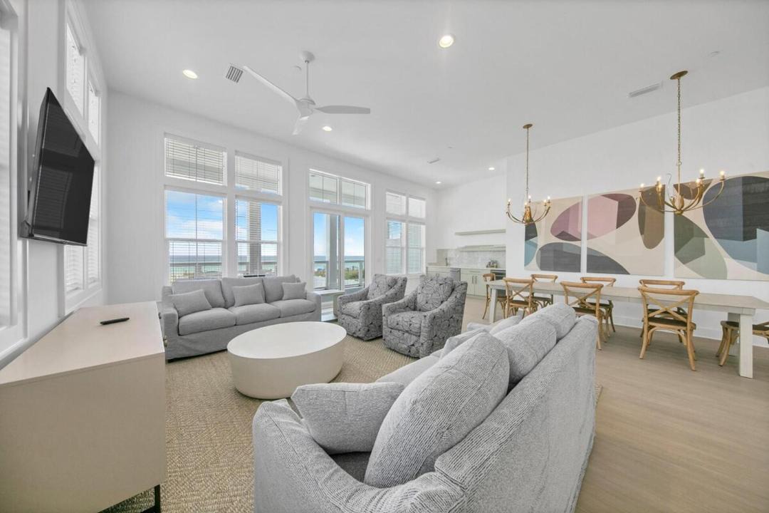 Photo of Livingroom in Fort Walton Beach