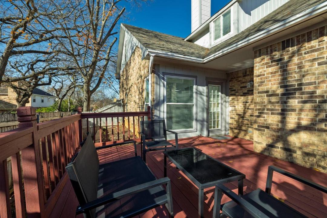 Photo of Patio Balcony in Euless