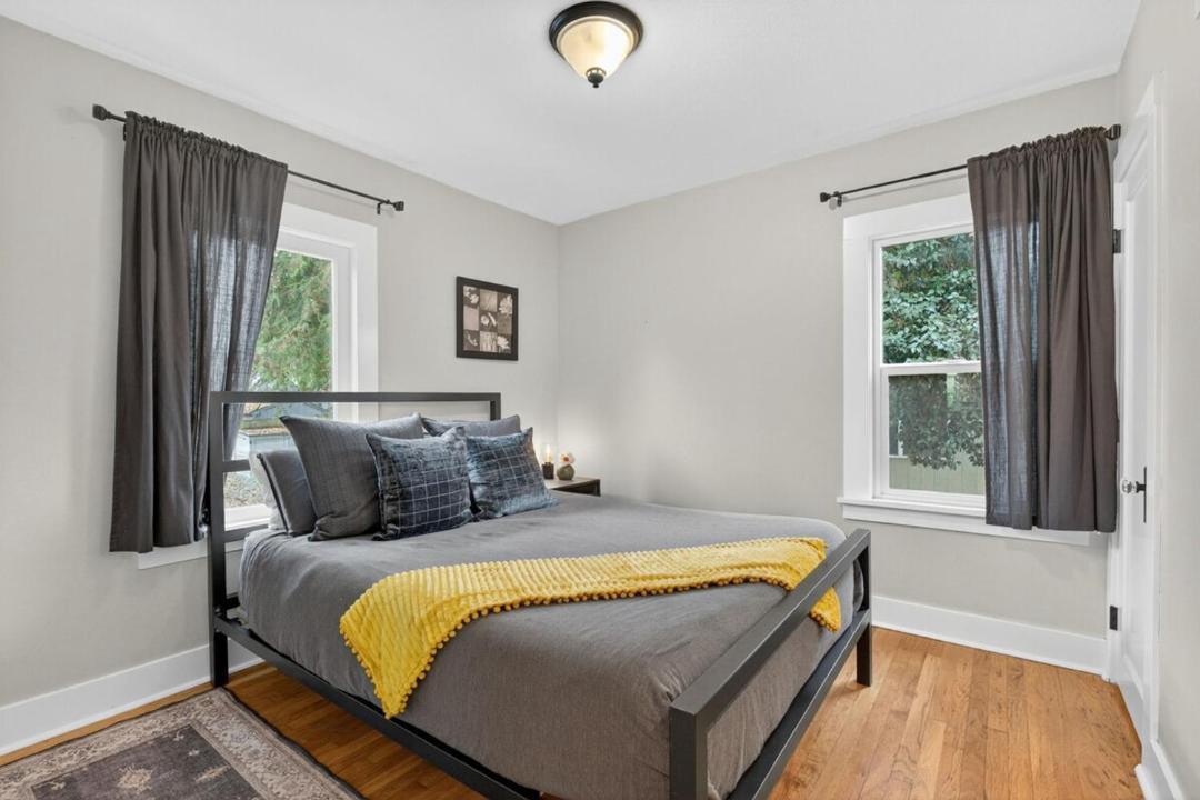 Photo of Bedroom in Hough