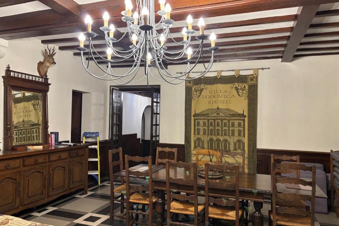 Photo of Others in Castetis