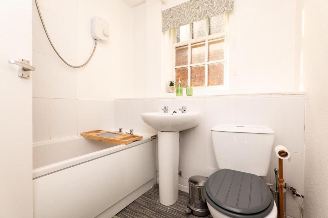 Photo of Bathroom in Ampthill