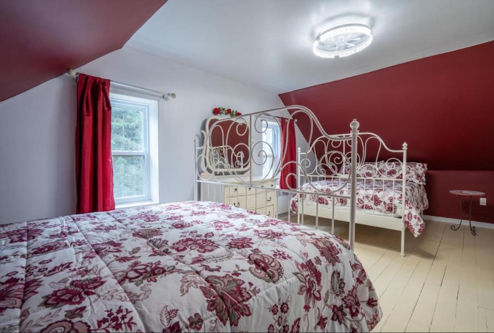 Photo of Bedroom in Saint-Roch-de-Mekinac