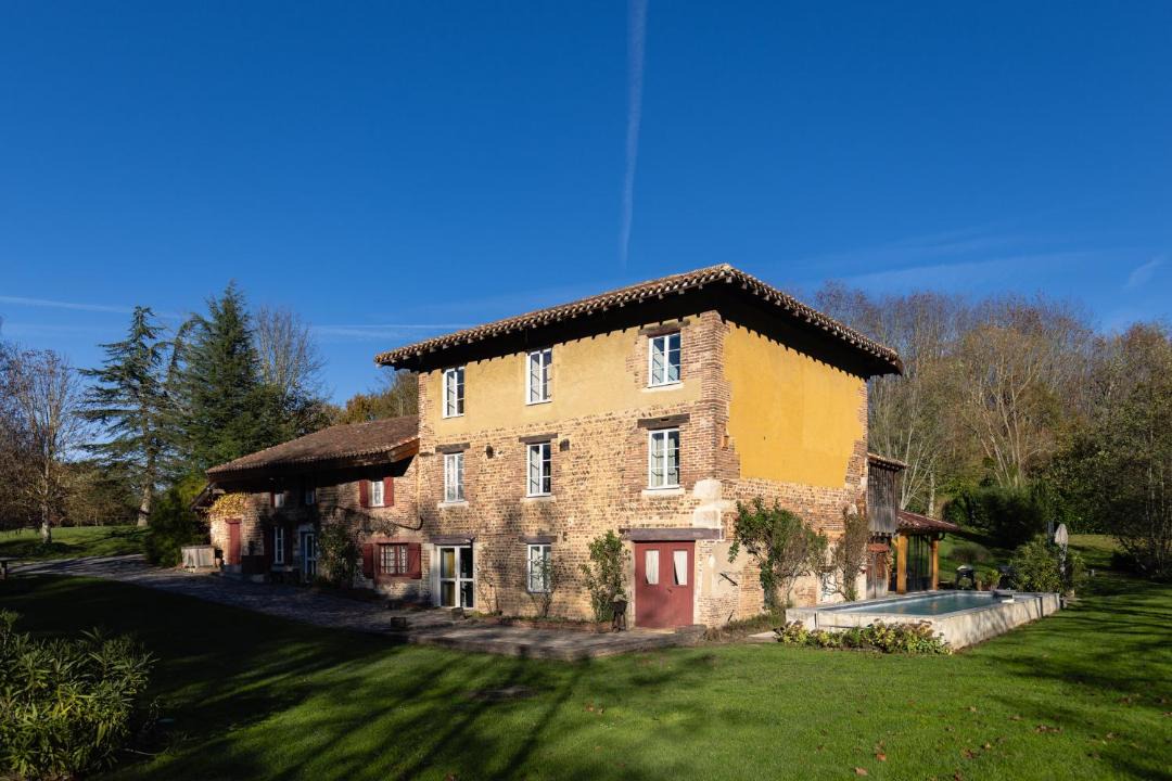 Photo of Others in Saint-Paul-de-Varax