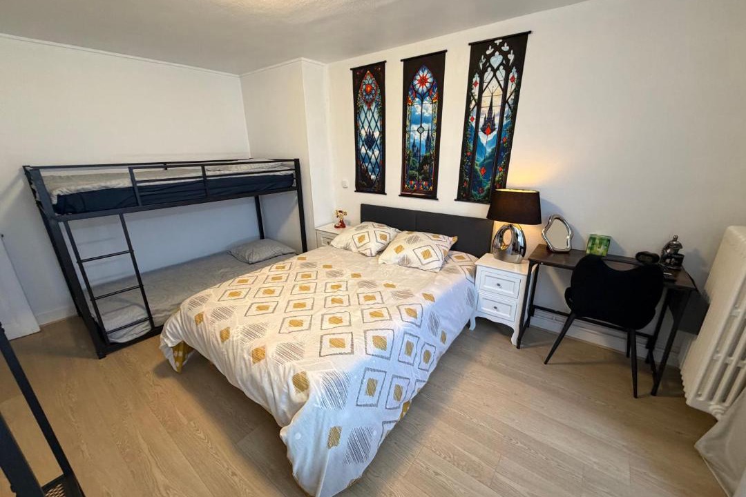 Photo of Bedroom in Bleneau