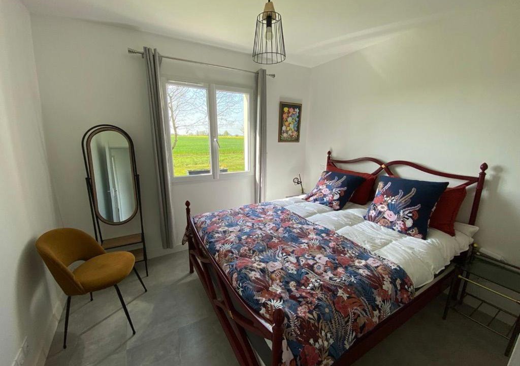 Photo of Bedroom in Montech