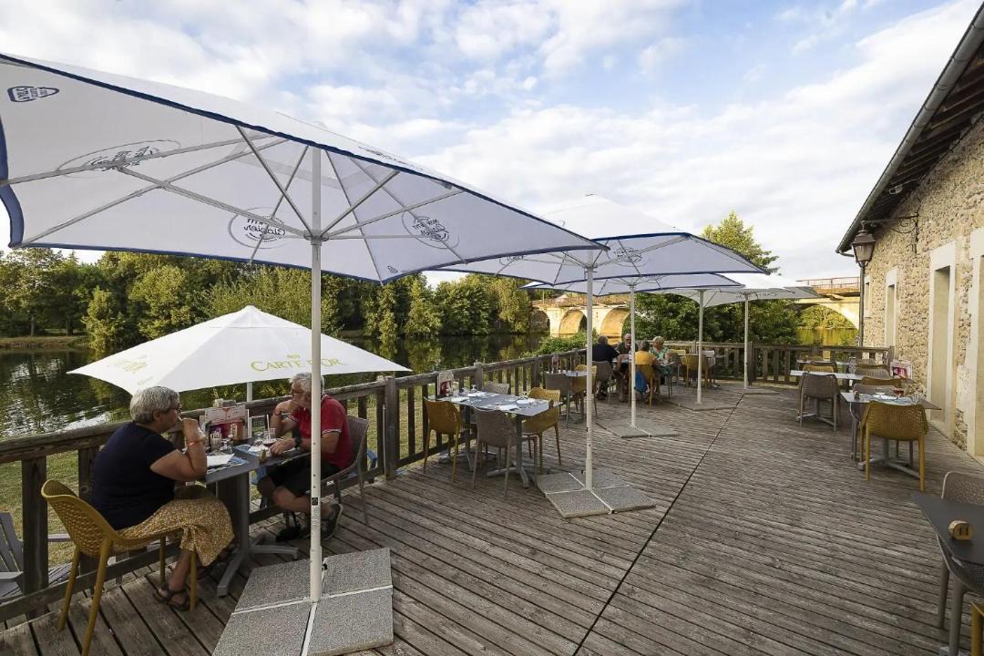 Photo of Others in Montpon-Menesterol