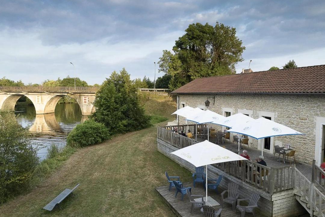 Photo of Others in Montpon-Menesterol