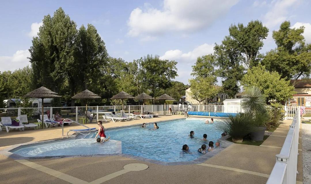 Photo of Others in Montpon-Menesterol