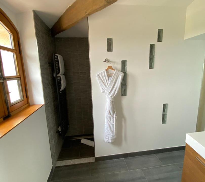 Photo of Bathroom in Saint-Martin-du-Bois