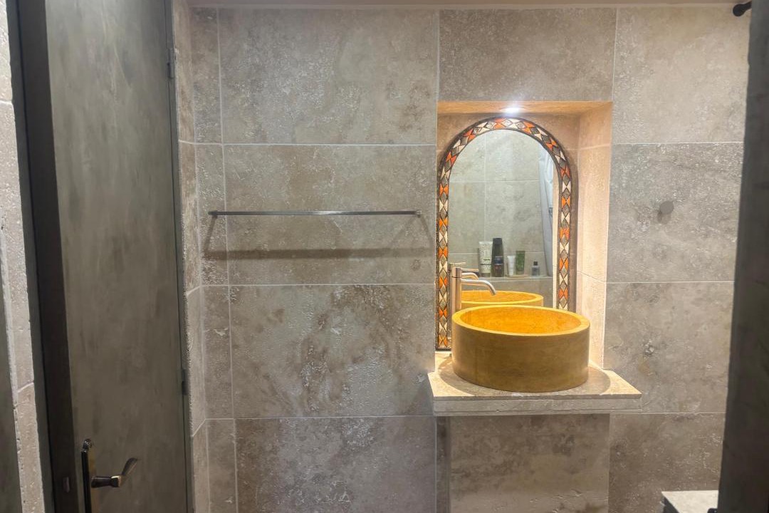 Photo of Bathroom in Saint-Pierre-de-Chandieu