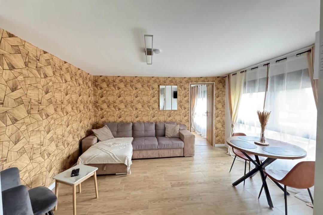 Photo of Others in L'Hopital