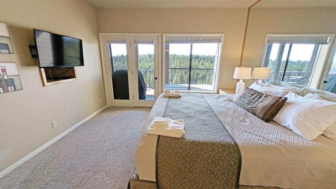 Photo of Bedroom in Century West
