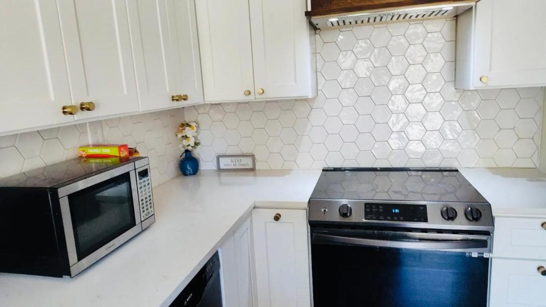 Photo of Kitchen in Candler-McAfee