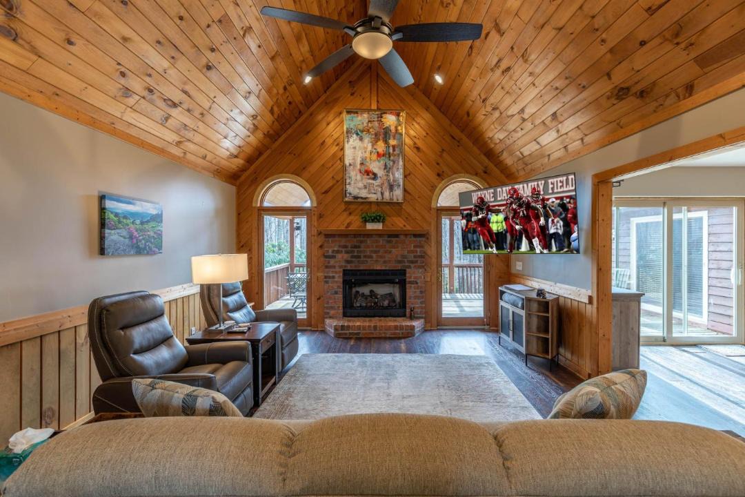 Photo of Others in Beech Mountain