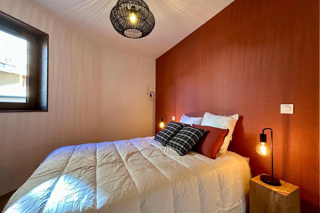 Photo of Others in Eclose-Est