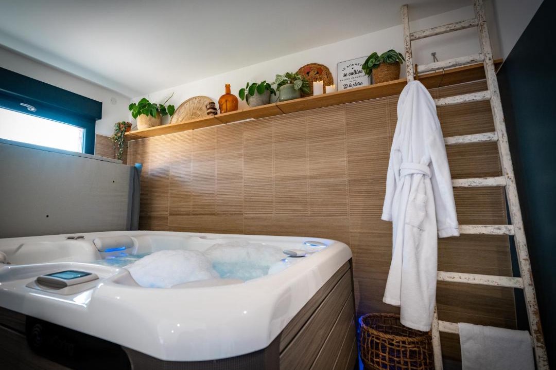 Photo of Bathroom in Saint-Martin-lez-Tatinghem