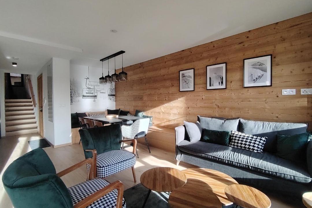 Photo of Others in Eclose-Est