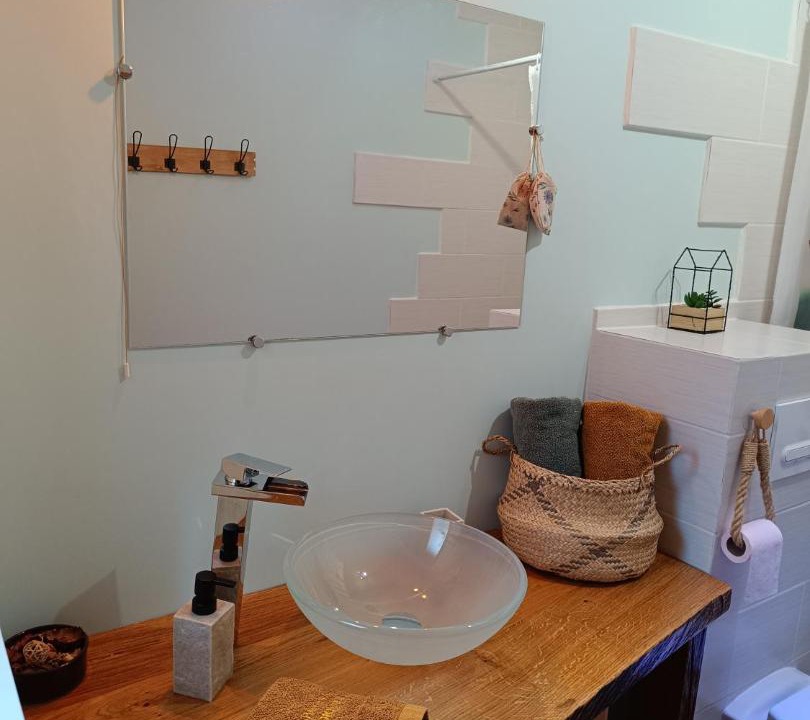 Photo of Others in Bouce