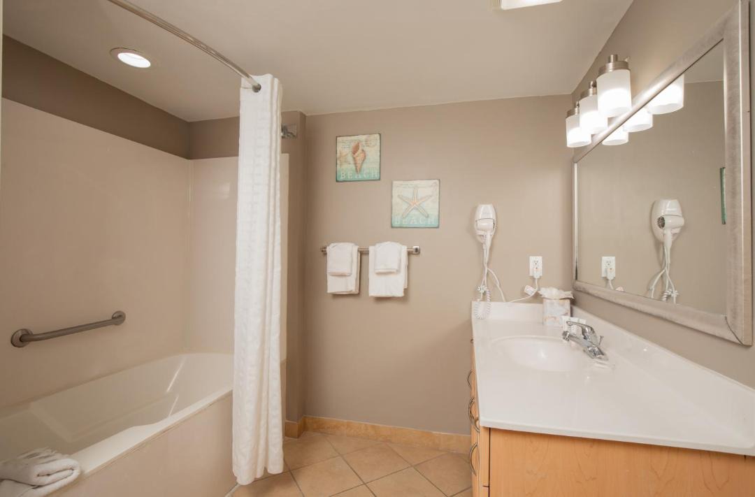 Photo of Bathroom in Cherry Grove Beach