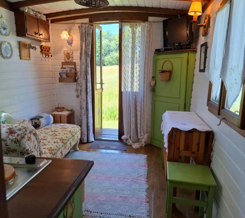 Photo of Others in Sigalens