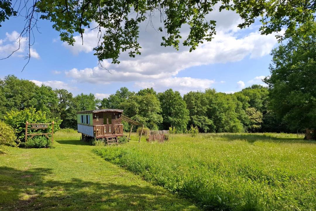 Photo of Others in Sigalens