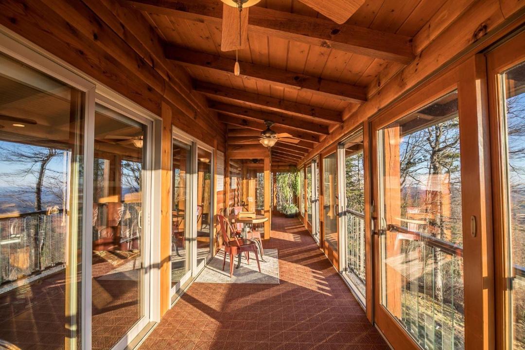 Photo of Patio Balcony in Apple Ridge