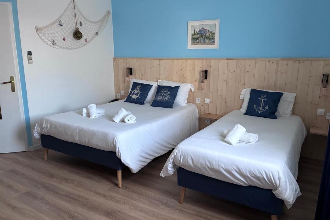 Photo of Bedroom in Roullet-Saint-Estephe