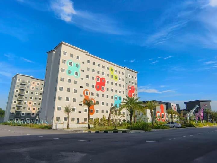 Photo of Others in Bota