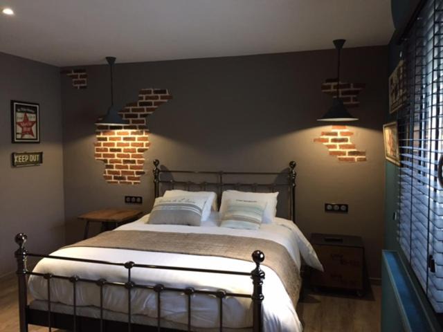 Photo of Bedroom in Courset