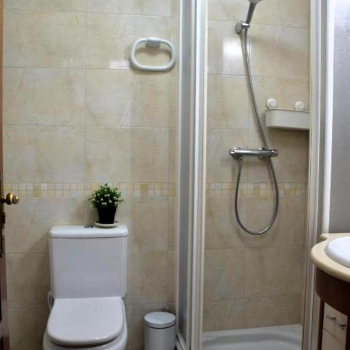 Photo of Bathroom in Obanos